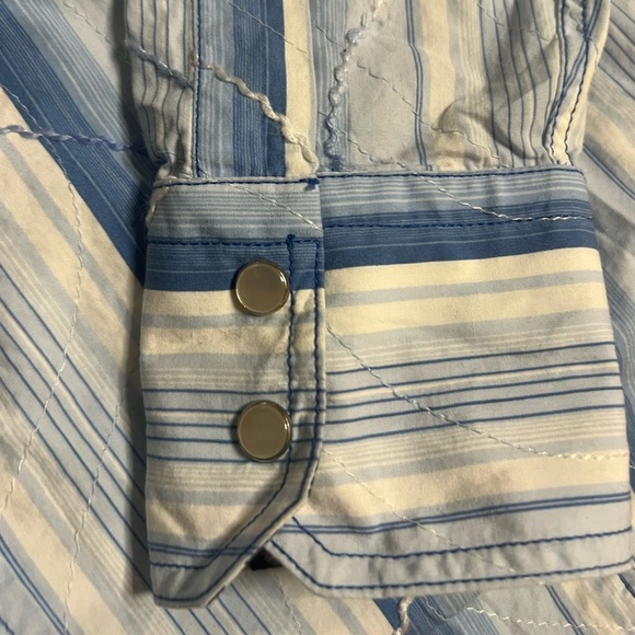 Chic Men’s Western Shirt with embroidery detail sz M - Picture 3 of 8